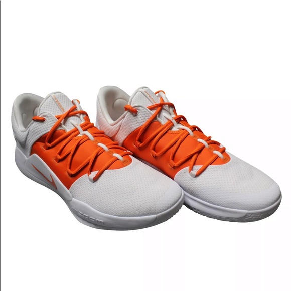 Nike Hyperdunk X Low TB Basketball Shoes - Picture 2 of 3